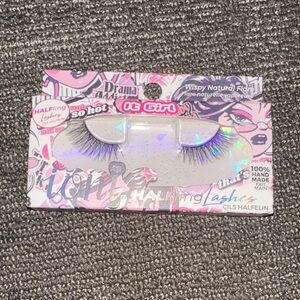 NIB IONI- It Girl Wispy Natural False Eyelashes